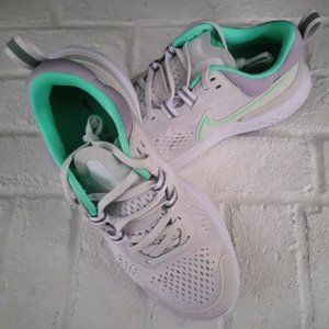 Nike Women's React Miler 2 Running Shoes CW7136002.